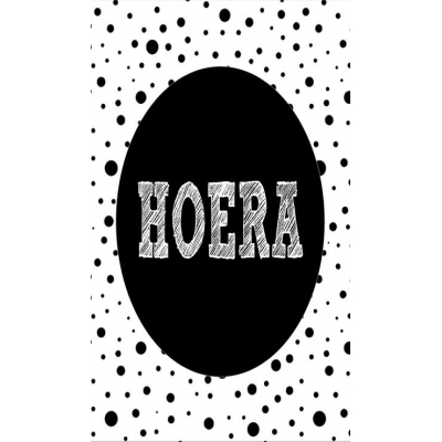 68.Klein bedank kaartje met tekst ''Hoera'' 5 bij 8.5 cm.