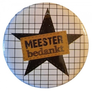 Opener met tekst ''meester bedankt''56 mm.