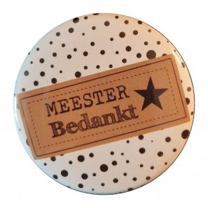 Opener met tekst ''meester bedankt''56 mm.