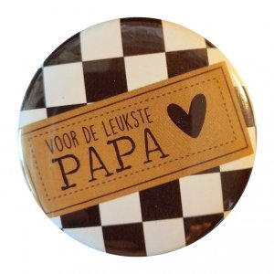 Opener met tekst ''Voor de leukste Papa'' 56mm.