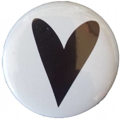 Button 56 mm met afbeelding ''hartje''.